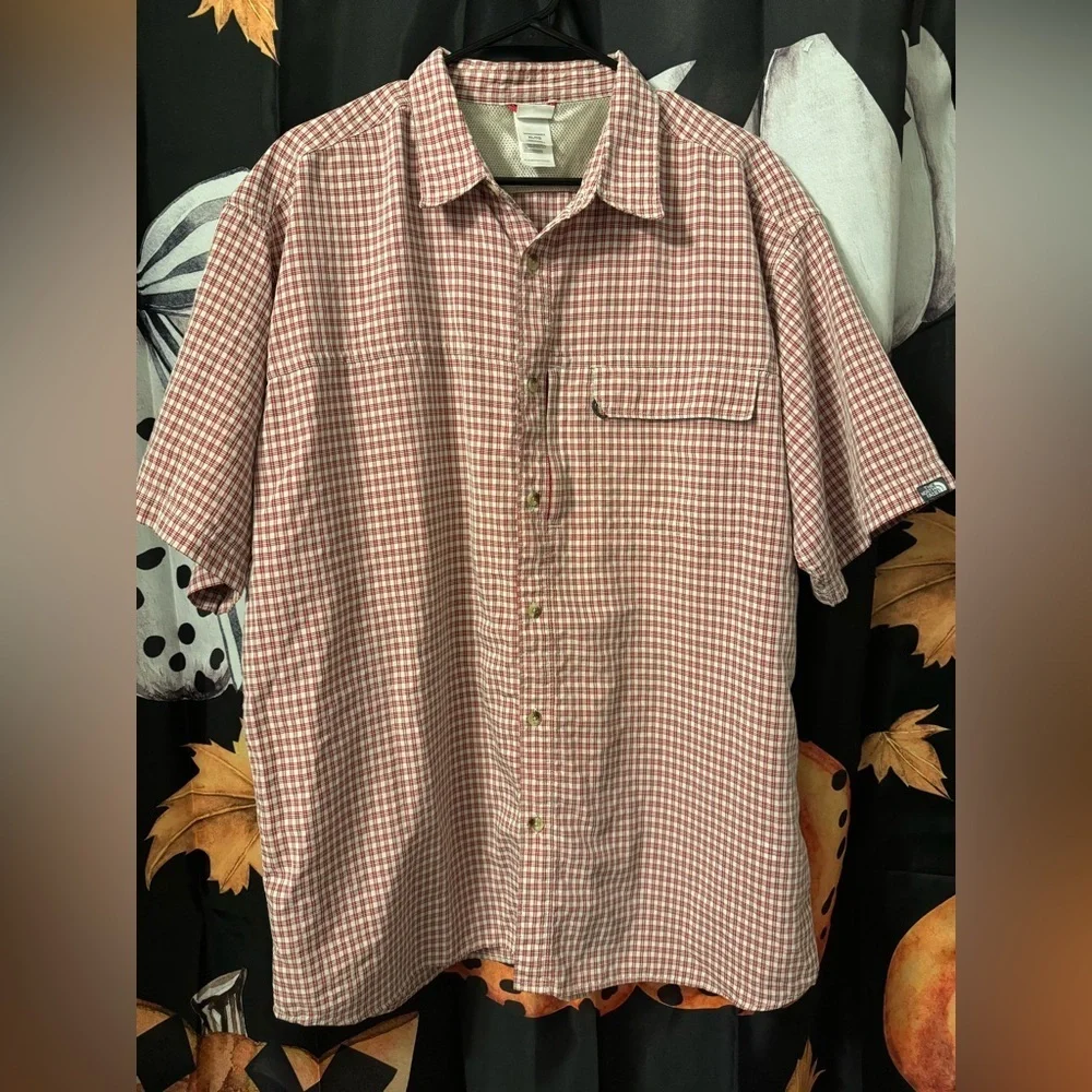The North Face Men's Short Sleeve Button Down Shirt